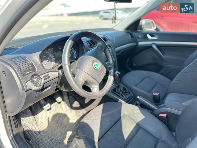 Ліфтбек Skoda Octavia 2005 в Львові
