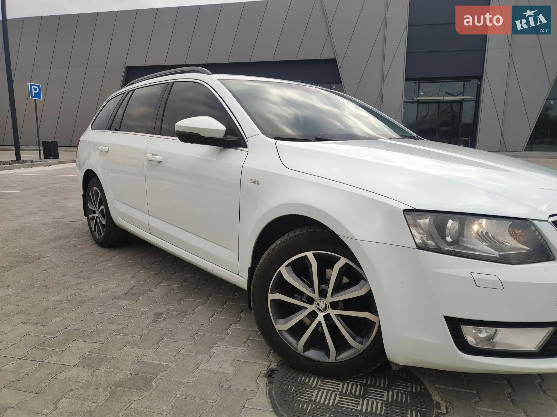 2015 Skoda Octavia - мініатюра 3