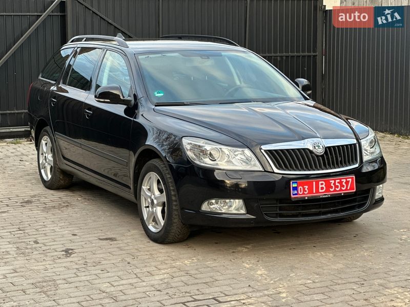Універсал Skoda Octavia 2012 в Сарнах