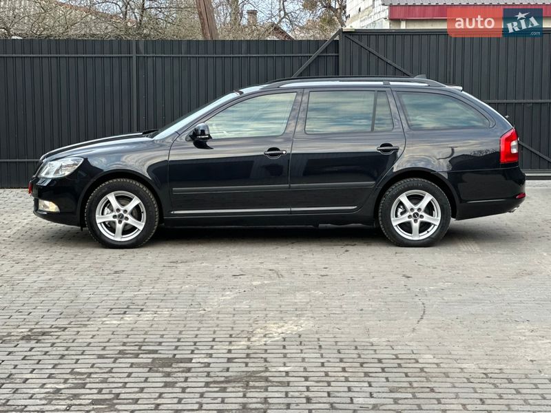 Універсал Skoda Octavia 2012 в Сарнах