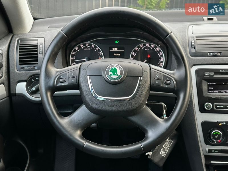 Універсал Skoda Octavia 2012 в Сарнах