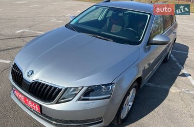Универсал Skoda Octavia 2018 в Луцке