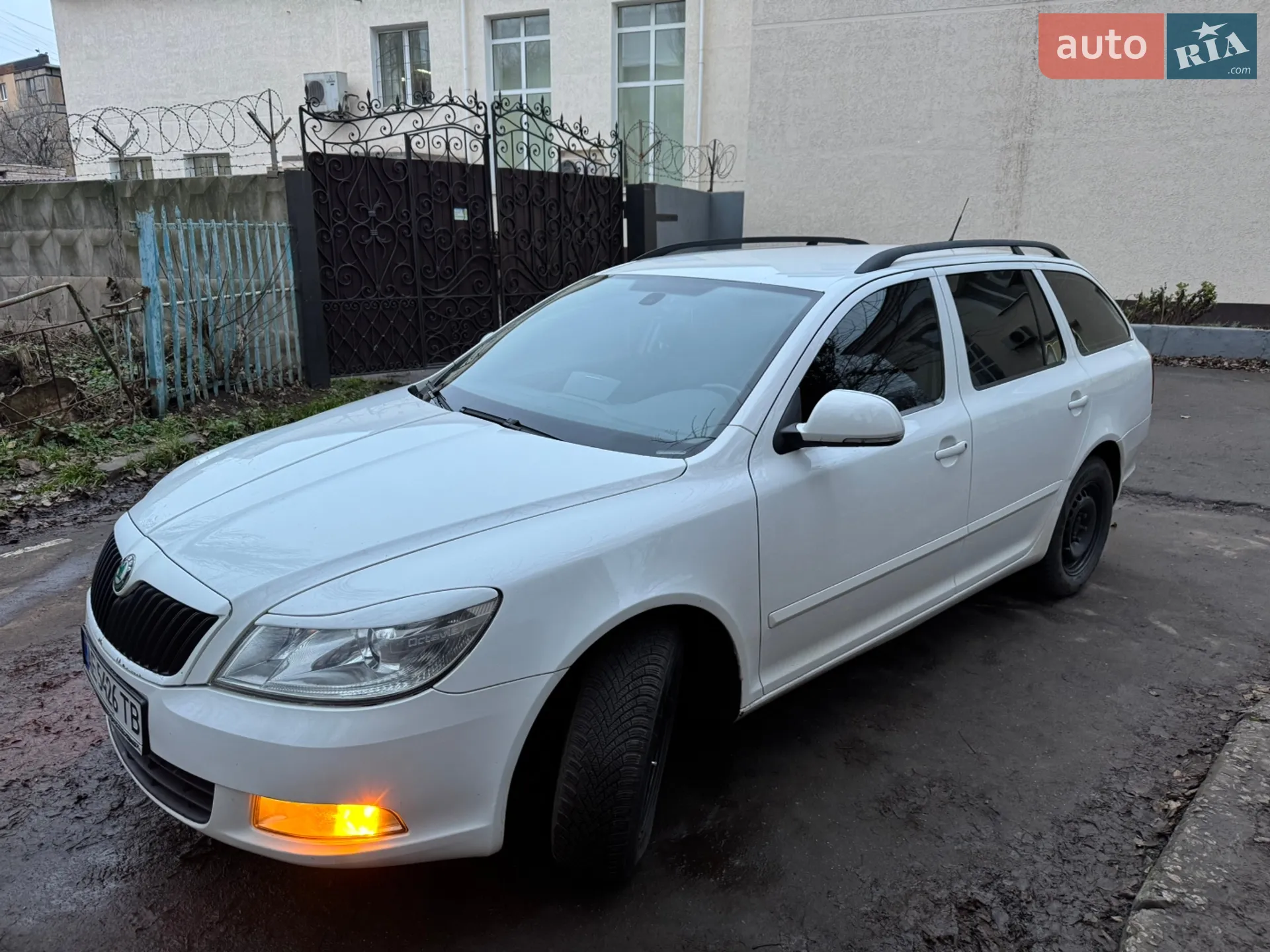 2011 Skoda Octavia - мініатюра 2