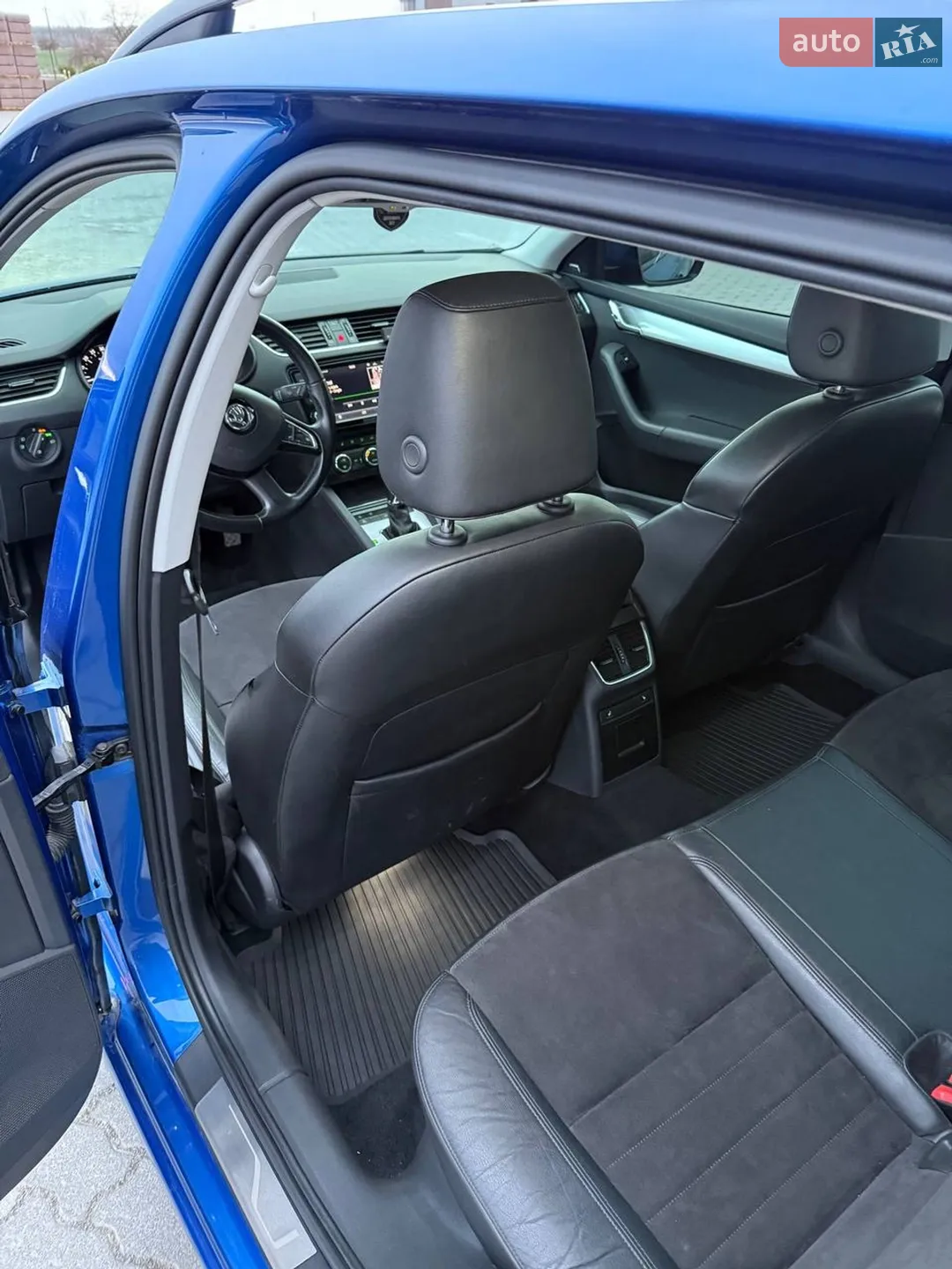 2015 Skoda Octavia - мініатюра 13