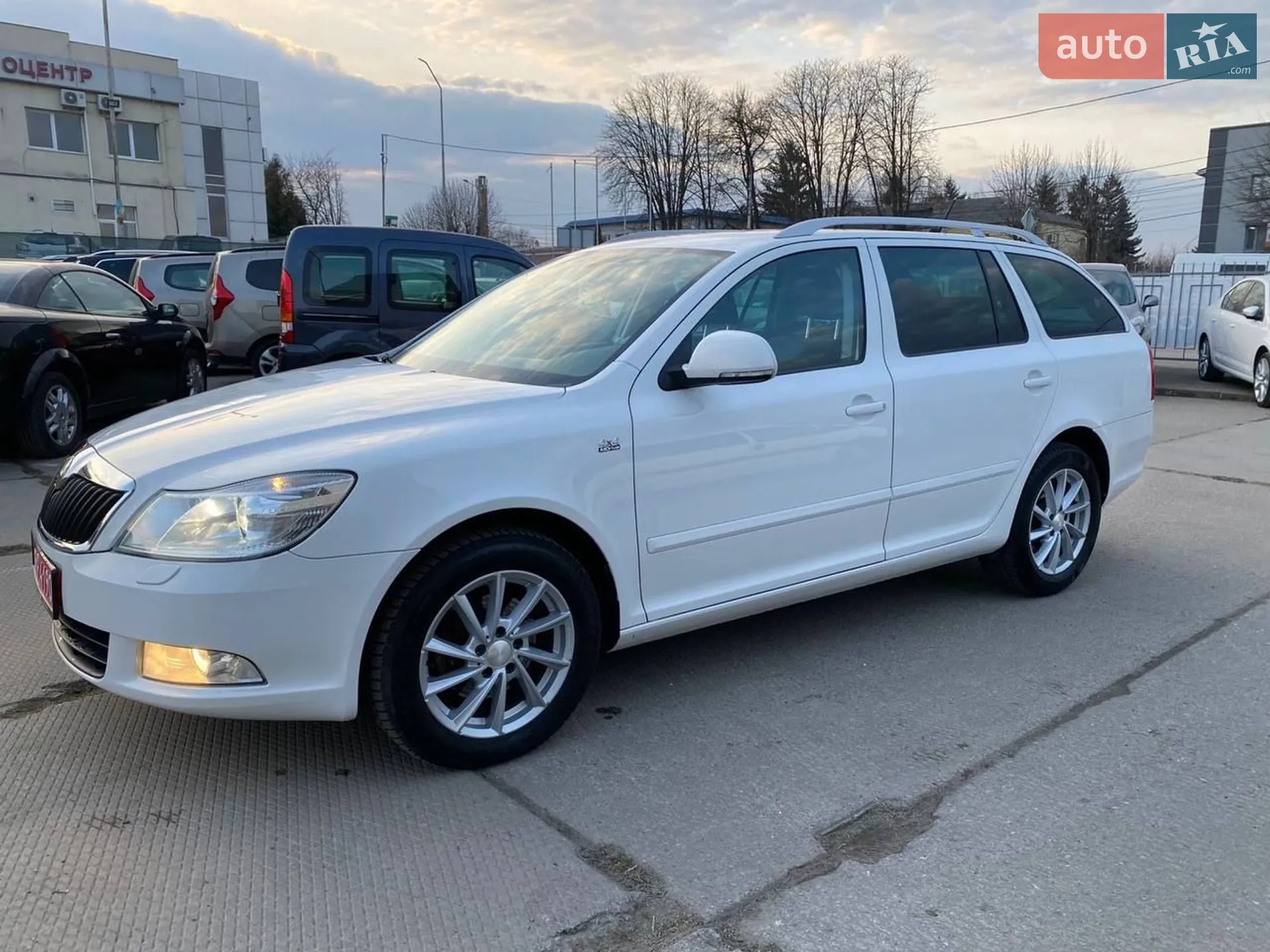 2011 Skoda Octavia - мініатюра 3