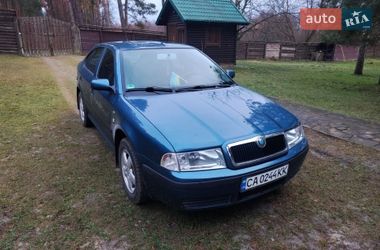 Лифтбек Skoda Octavia 2003 в Киеве