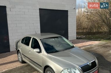 Лифтбек Skoda Octavia 2007 в Хороле