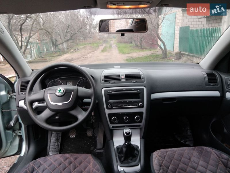 Універсал Skoda Octavia 2010 в Первомайську