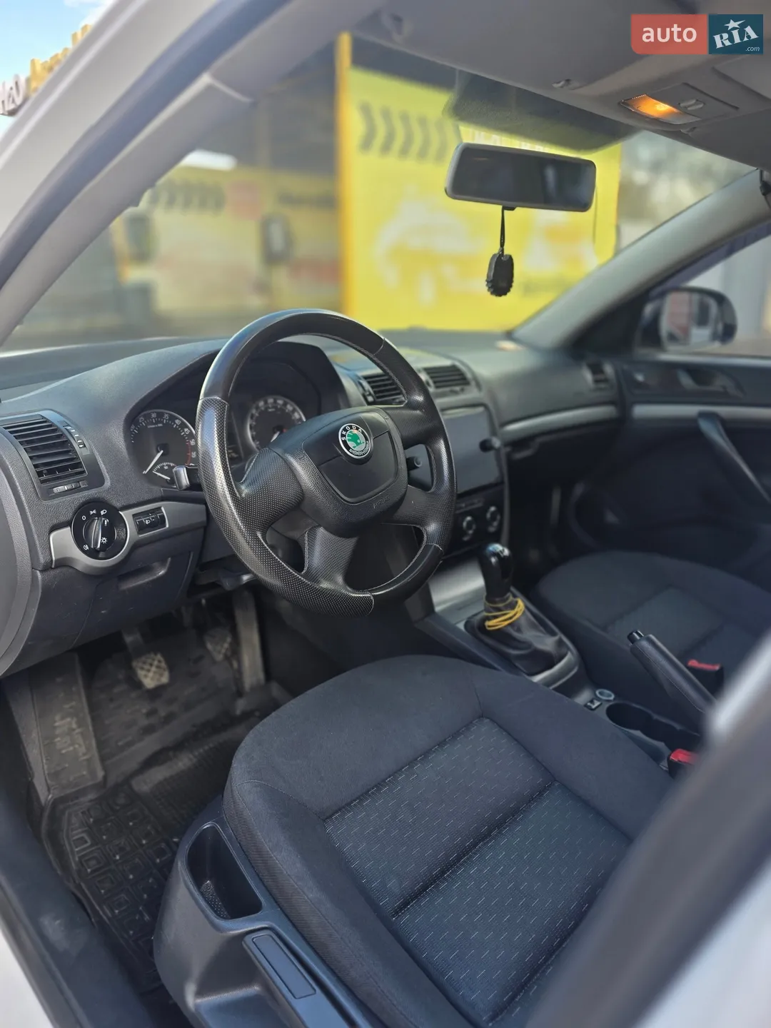 2013 Skoda Octavia - мініатюра 20