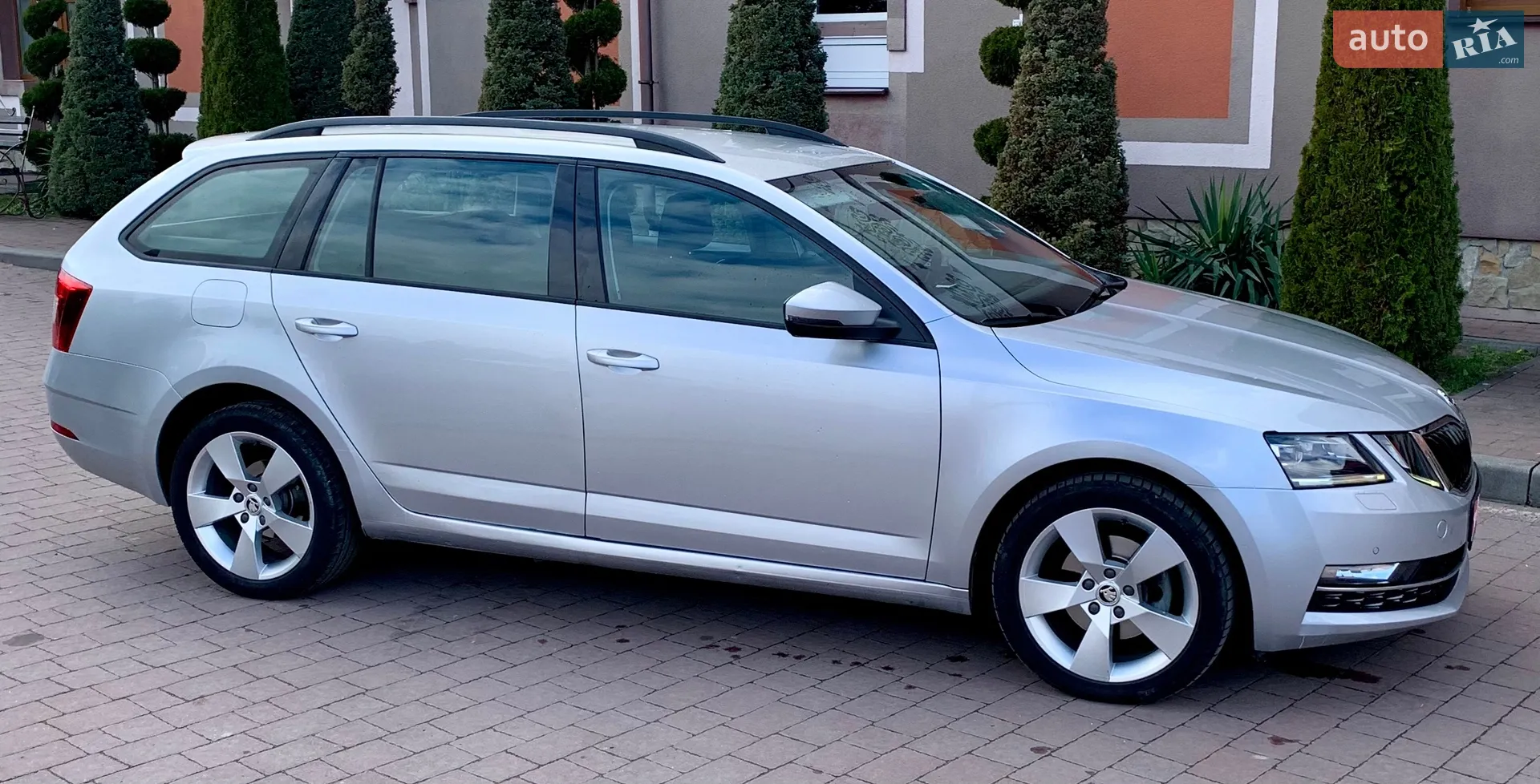 2017 Skoda Octavia - мініатюра 38