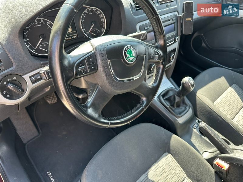 Універсал Skoda Octavia 2012 в Івано-Франківську