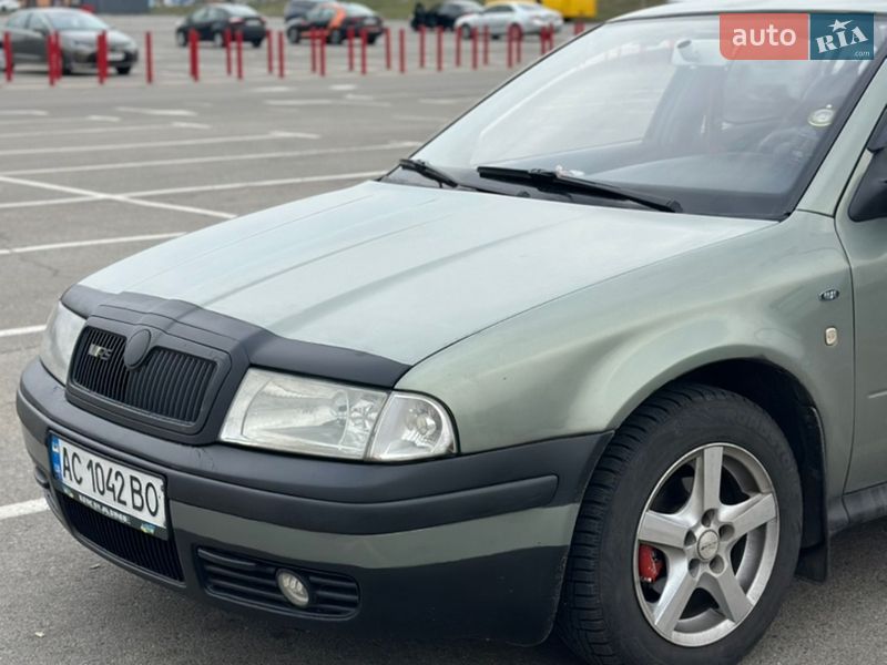 Лифтбек Skoda Octavia 2004 в Киеве