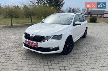 Універсал Skoda Octavia 2017 в Луцьку