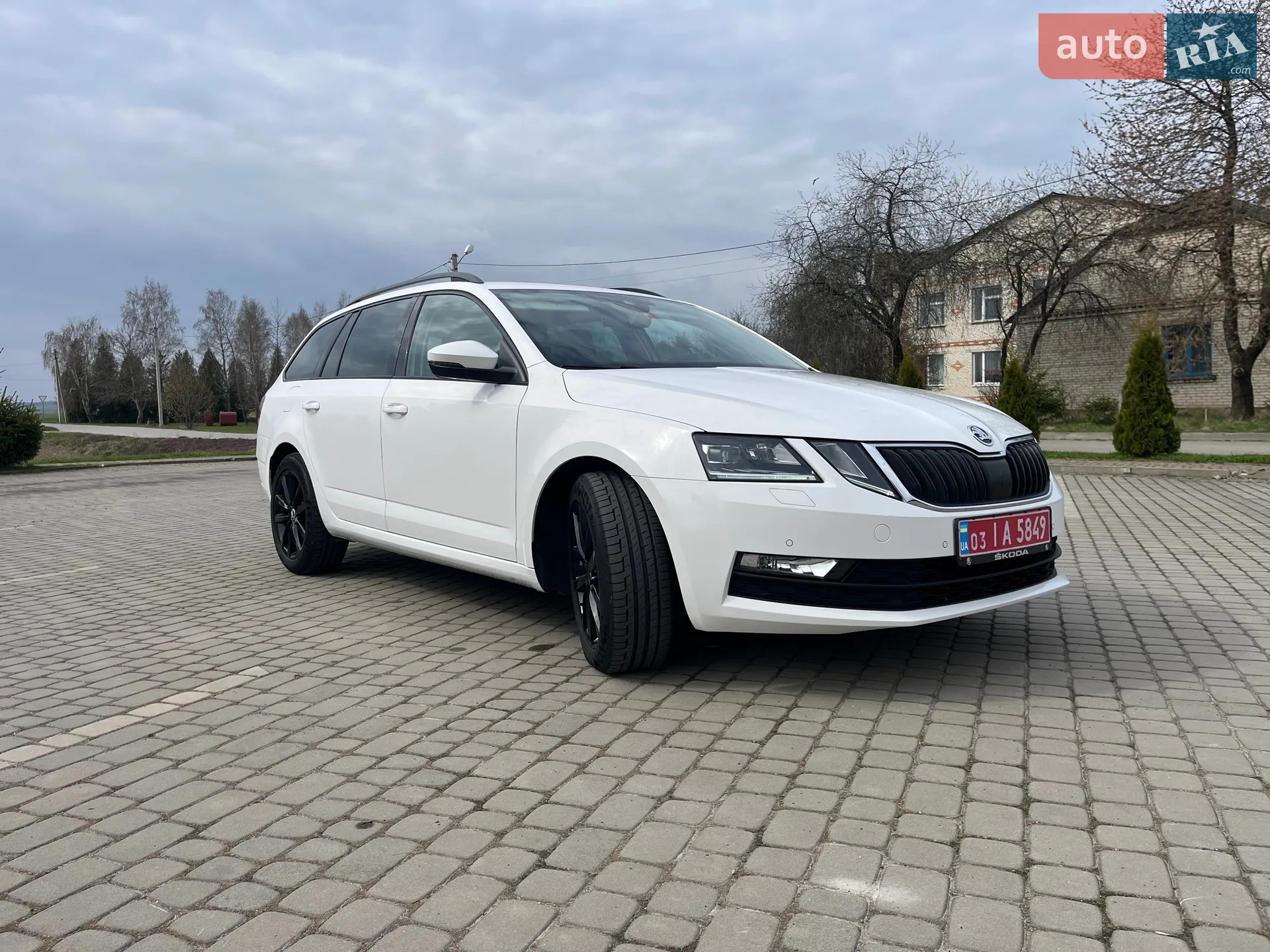 2017 Skoda Octavia - мініатюра 16