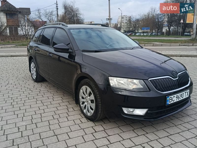 Універсал Skoda Octavia 2016 в Дрогобичі