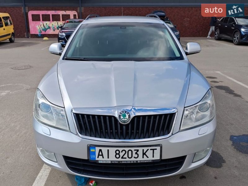 Универсал Skoda Octavia 2012 в Киеве фото 3 Универсал Skoda Octavia 2012 в Киеве