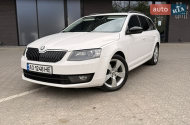 Универсал Skoda Octavia 2014 в Ужгороде