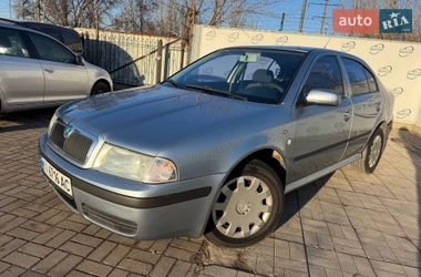 Лифтбек Skoda Octavia 2004 в Днепре