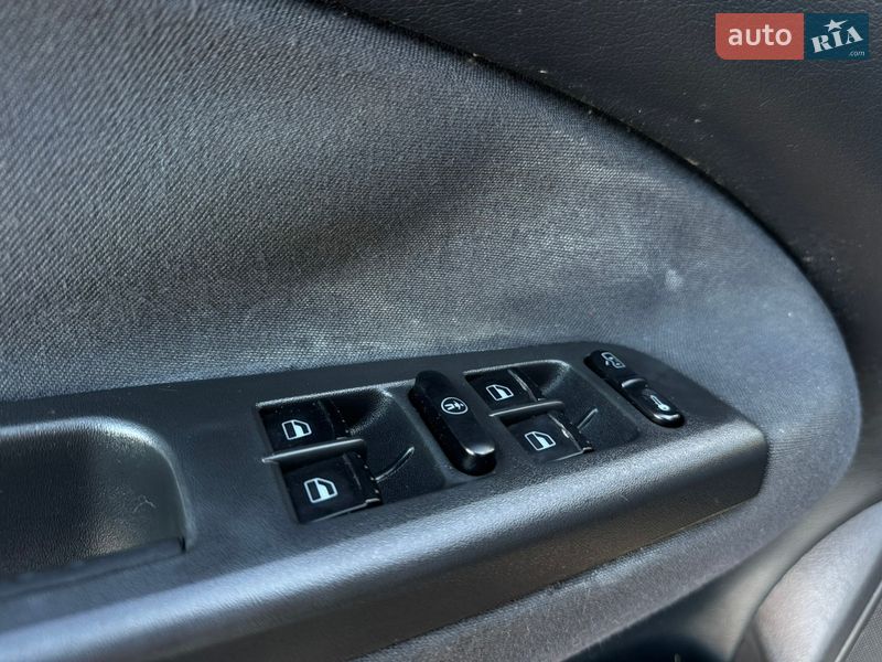 Ліфтбек Skoda Octavia 2002 в Києві фото 11 Ліфтбек Skoda Octavia 2002 в Києві