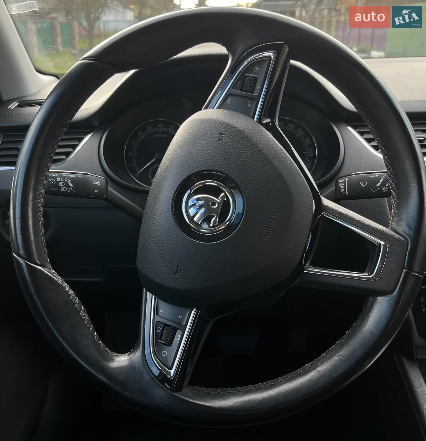 2017 Skoda Octavia - мініатюра 8