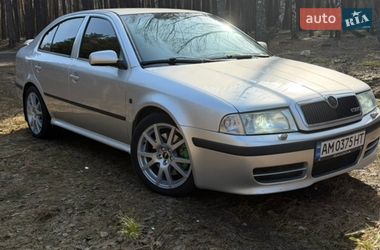Лифтбек Skoda Octavia 2003 в Киеве