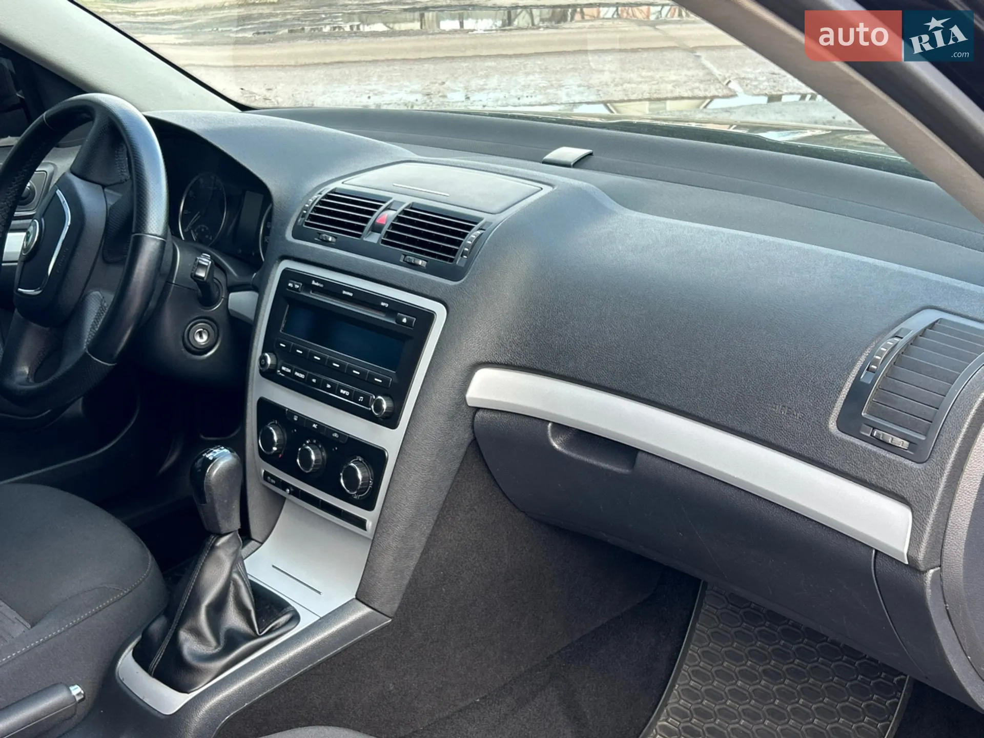 2011 Skoda Octavia - мініатюра 22