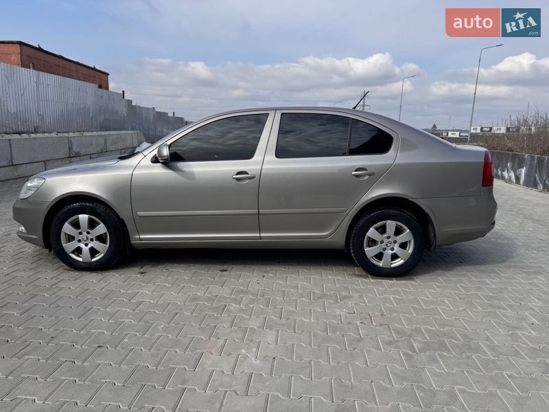 Лифтбек Skoda Octavia 2011 в Тернополе