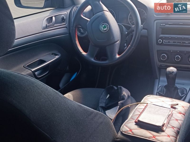 Универсал Skoda Octavia 2012 в Киеве фото 5 Универсал Skoda Octavia 2012 в Киеве