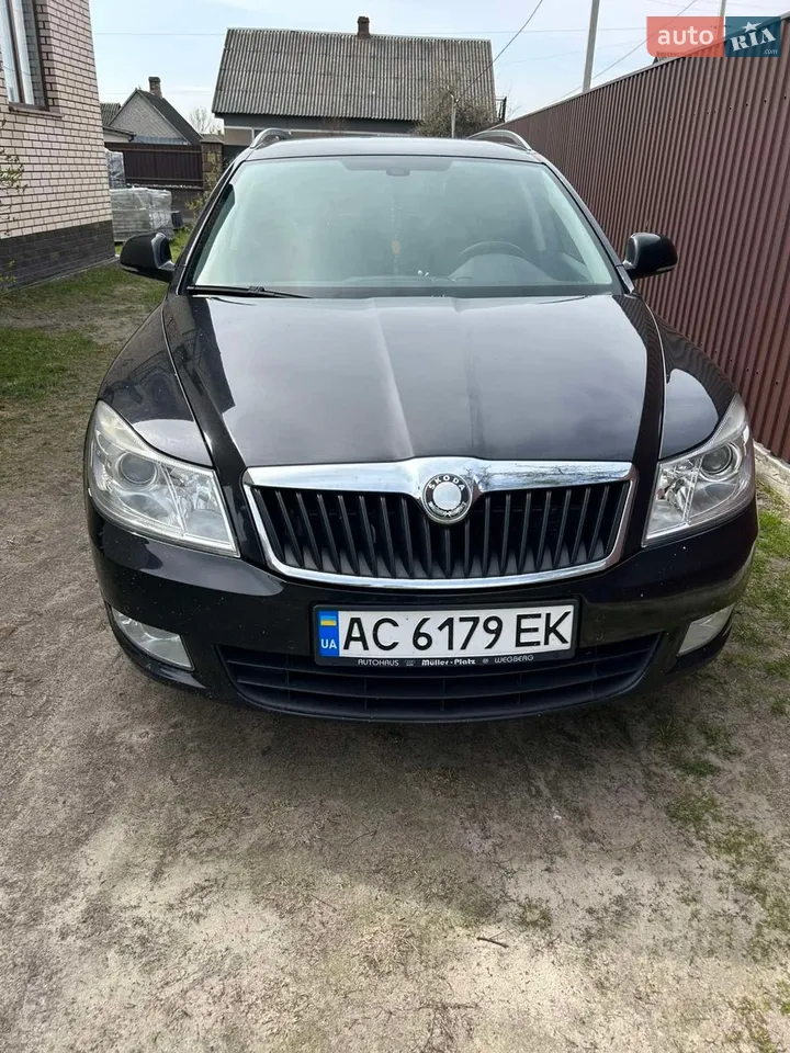 2010 Skoda Octavia - мініатюра 23