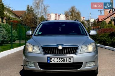 Универсал Skoda Octavia 2010 в Ровно