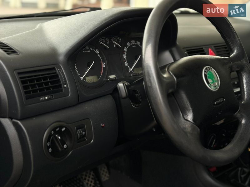 Лифтбек Skoda Octavia 2004 в Мостиске фото 12 Лифтбек Skoda Octavia 2004 в Мостиске