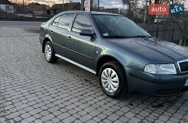 Лифтбек Skoda Octavia 2005 в Казатине