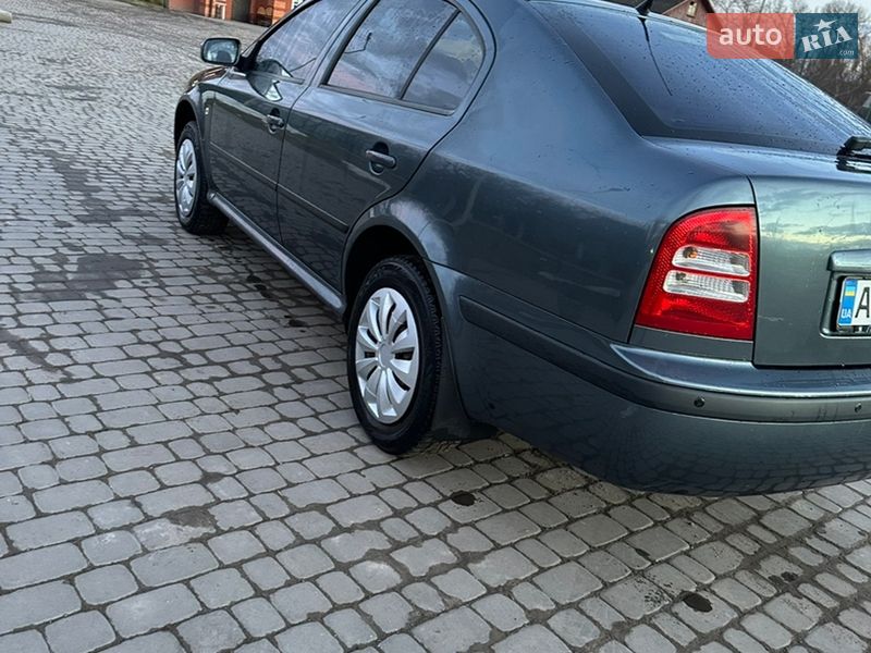 Лифтбек Skoda Octavia 2005 в Казатине