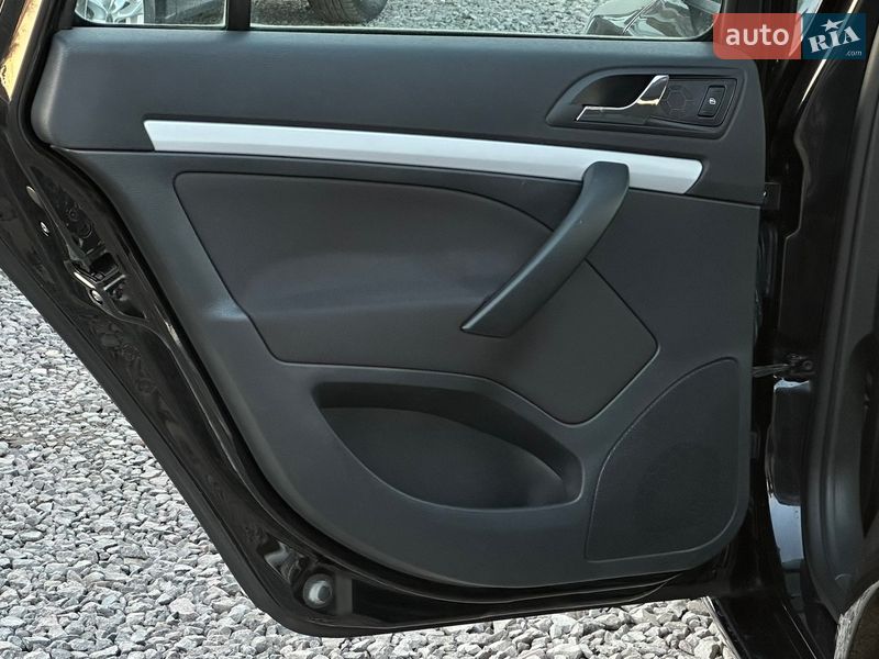 Универсал Skoda Octavia 2009 в Самборе фото 78 Универсал Skoda Octavia 2009 в Самборе