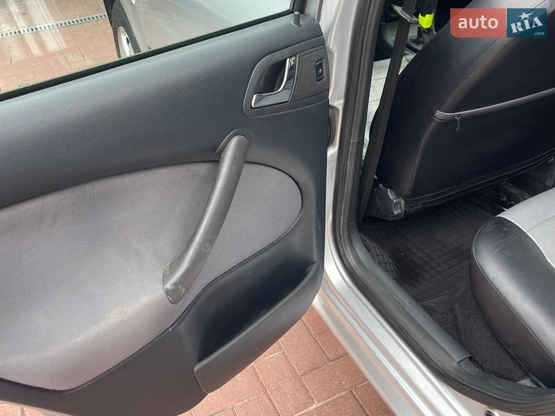 Ліфтбек Skoda Octavia 2008 в Києві фото 27 Ліфтбек Skoda Octavia 2008 в Києві