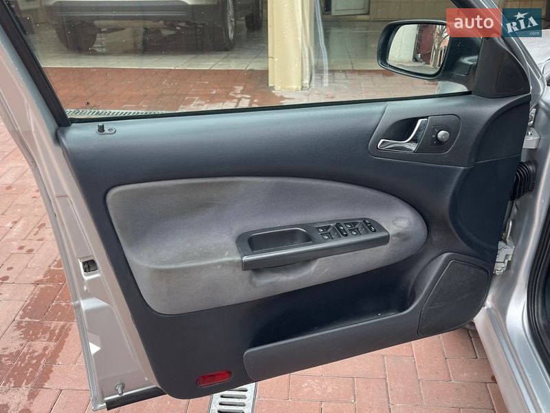 Ліфтбек Skoda Octavia 2008 в Києві фото 30 Ліфтбек Skoda Octavia 2008 в Києві