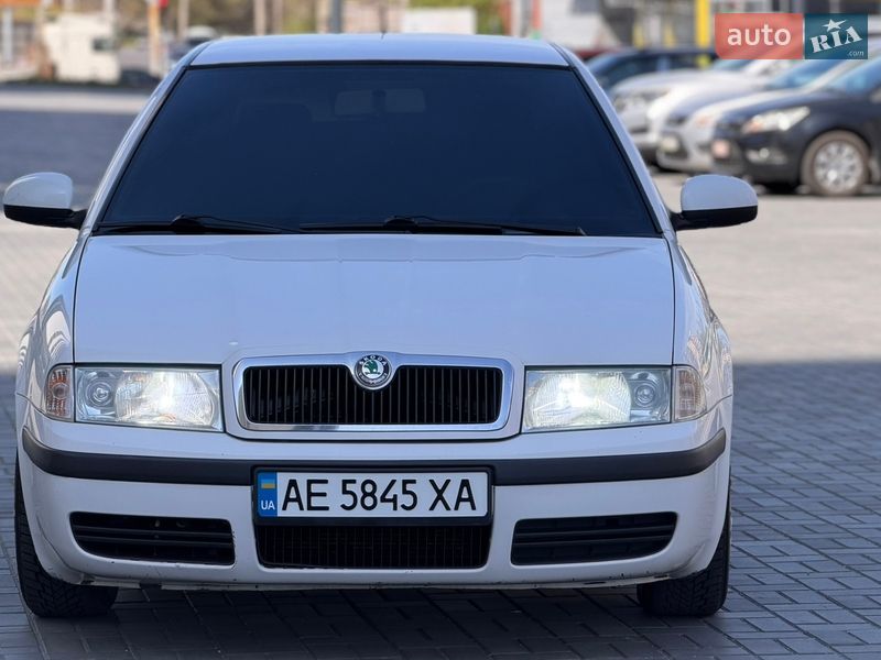Лифтбек Skoda Octavia 2010 в Днепре