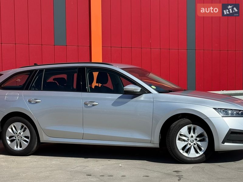 Универсал Skoda Octavia 2022 в Киеве фото 12 Универсал Skoda Octavia 2022 в Киеве