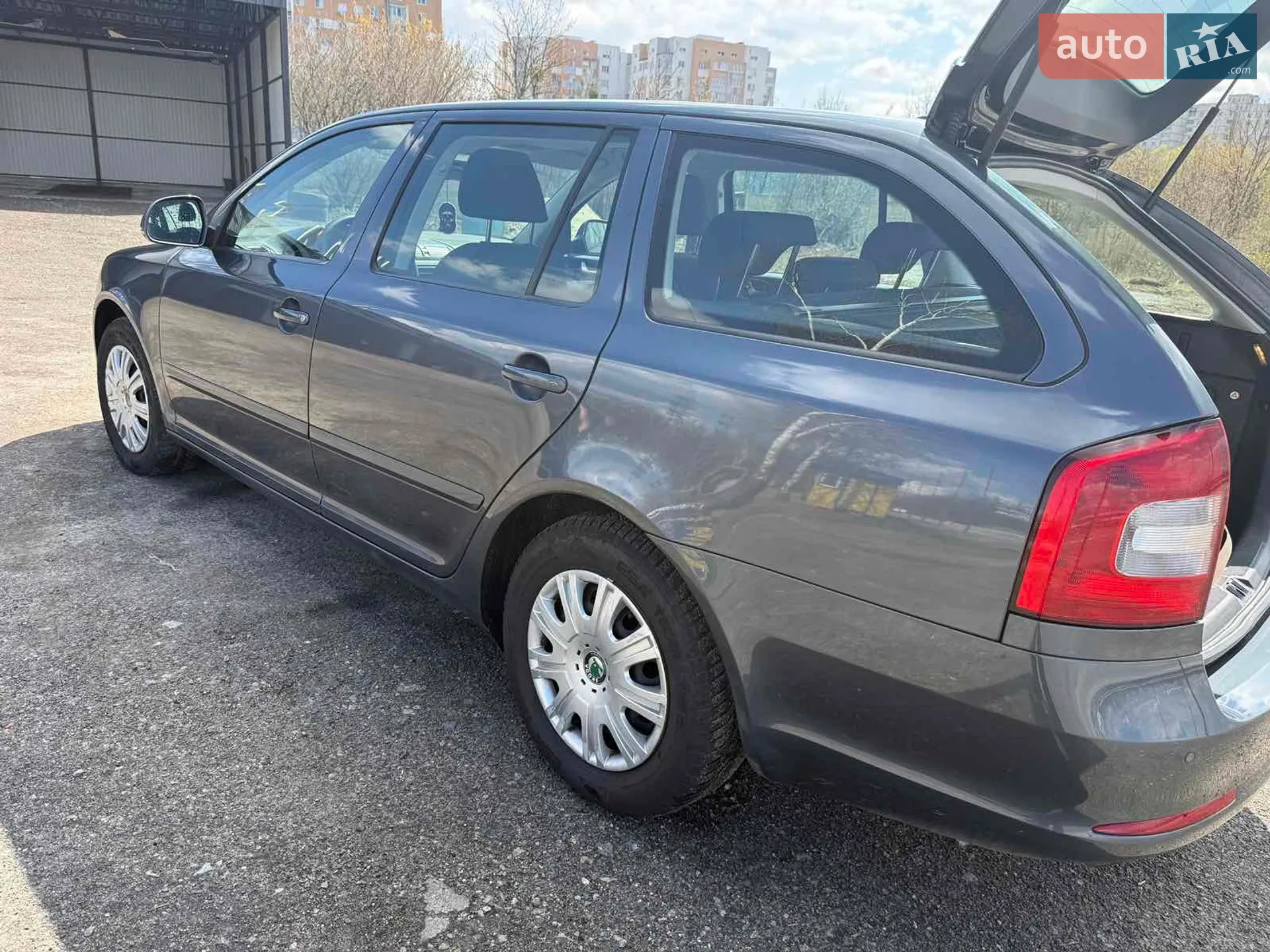 2011 Skoda Octavia - мініатюра 6