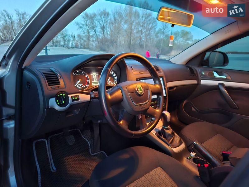 Універсал Skoda Octavia 2010 в Кременчуці