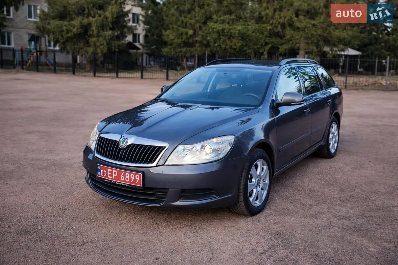 2010 Skoda Octavia - мініатюра 18