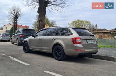 Універсал Skoda Octavia 2013 в Калуші