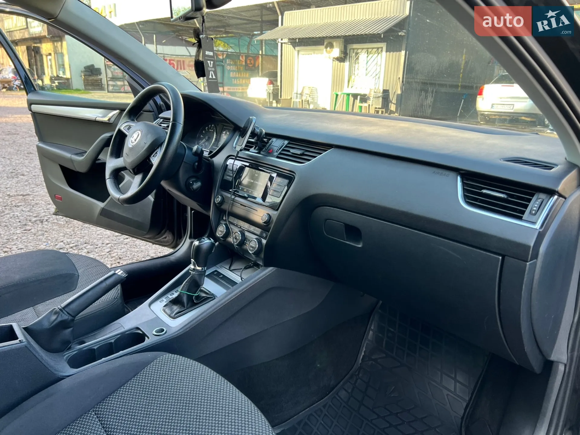 2015 Skoda Octavia - мініатюра 22