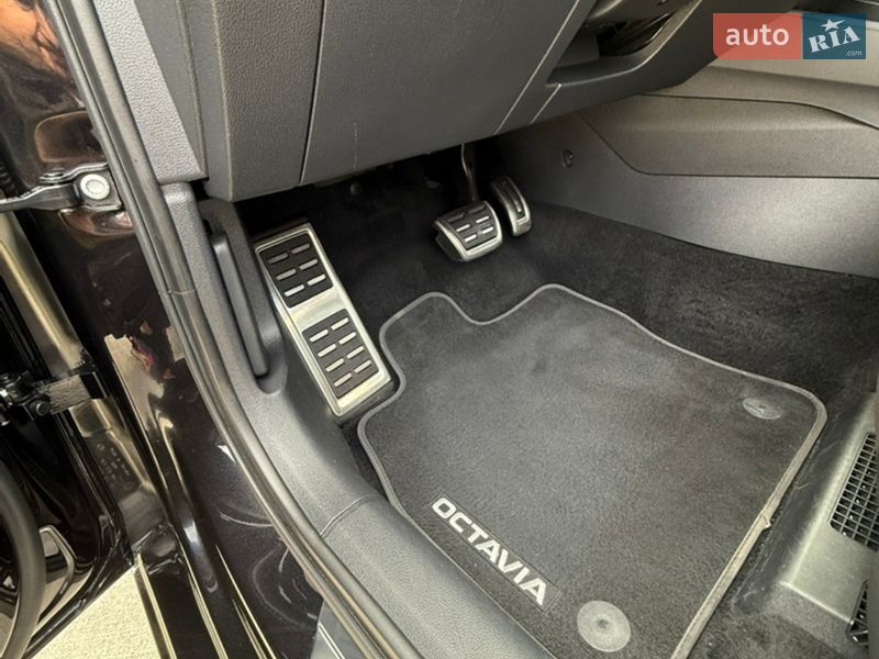 Универсал Skoda Octavia 2021 в Луцке