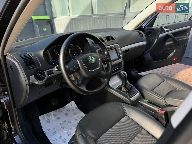 Универсал Skoda Octavia 2011 в Дрогобыче