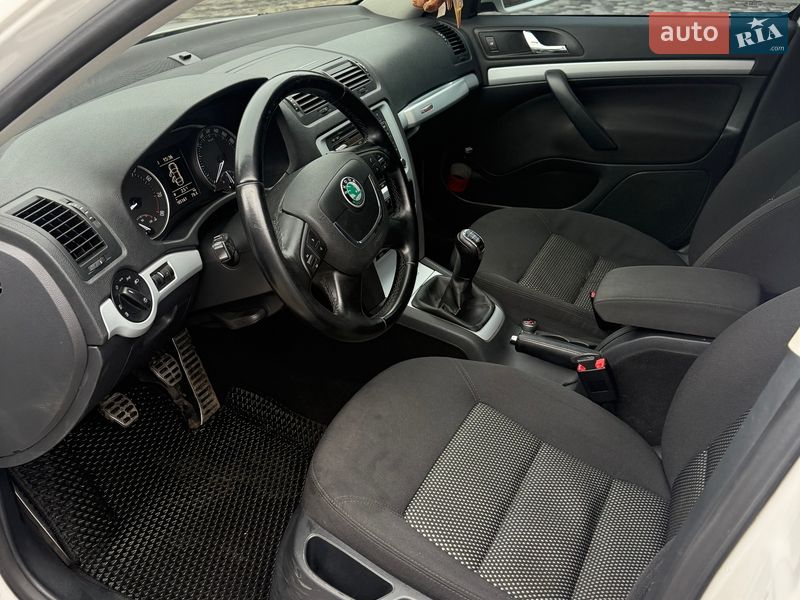 Универсал Skoda Octavia 2010 в Гадяче фото 6 Универсал Skoda Octavia 2010 в Гадяче