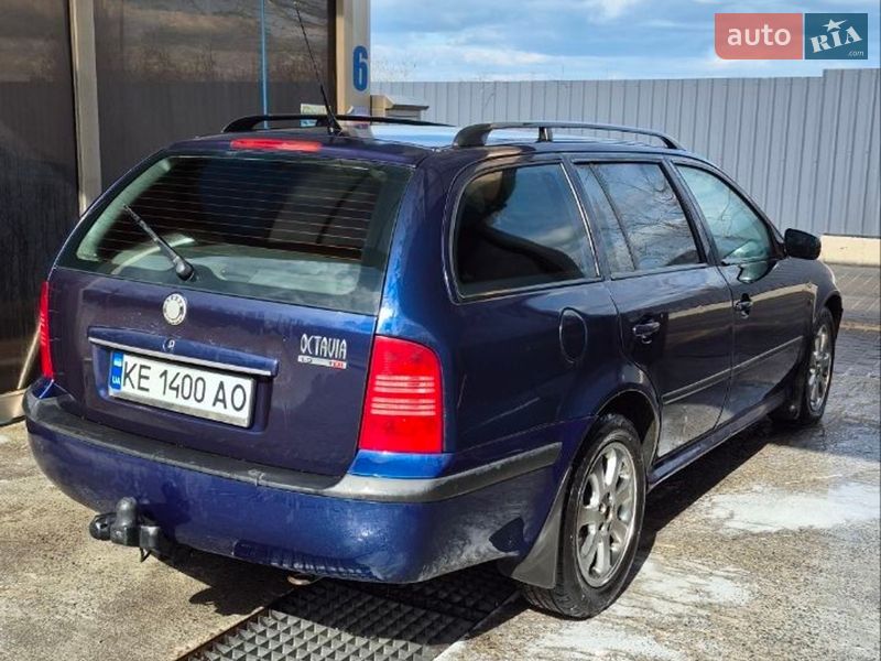 Универсал Skoda Octavia 2001 в Днепре