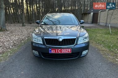 Универсал Skoda Octavia 2010 в Киверцах