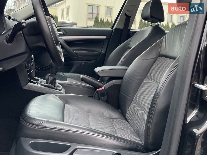 Универсал Skoda Octavia 2012 в Ровно