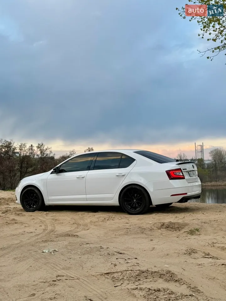 2017 Skoda Octavia - мініатюра 23